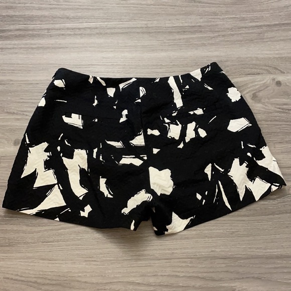 Black and White Shorts - Picture 2 of 6